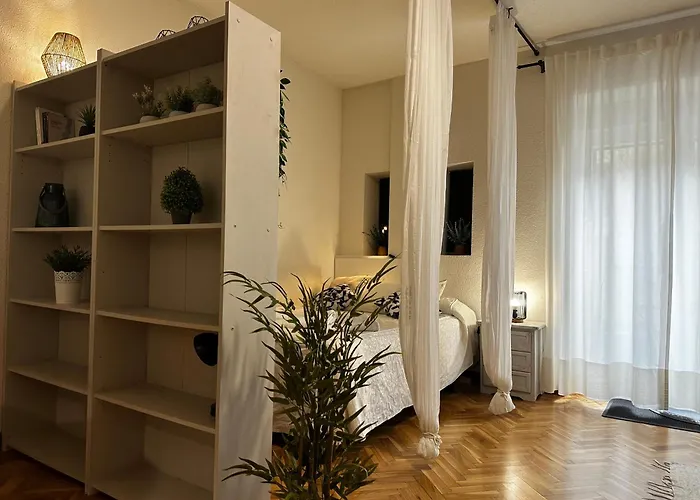 Caldereros Con Parking Gratis